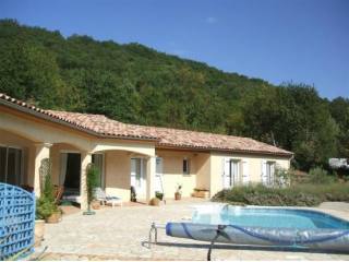 3 Bedrooms - House | Villa -..