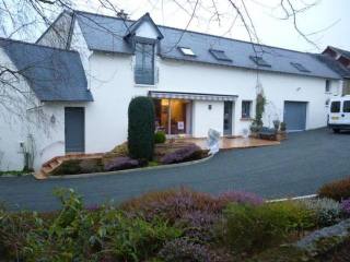 Nice Village Longere