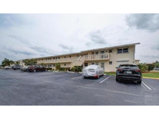 2192 Ne 1st Wy #206, Boynton Beach, FL..