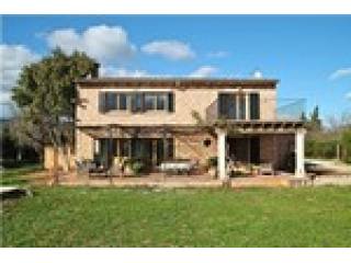 4 Bedrooms - Finca - For Sale
