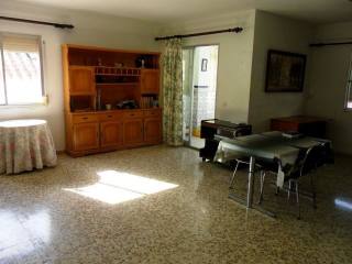 Apartment - Apartment right in the..