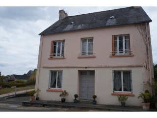 5 Bedroom Detached House