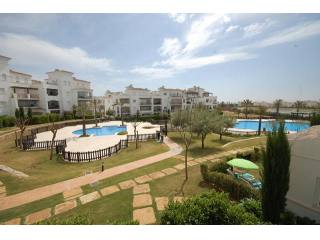 2 bedroom Apartment For Sale: 1st..