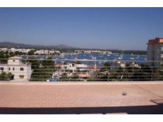 Top Quality Apartments With Sea Views..