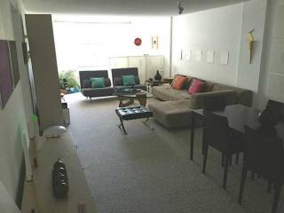 2 bedroom Flat For Sale: Miami 33154