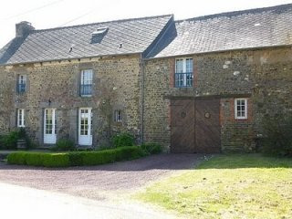Delightful traditional stone house..