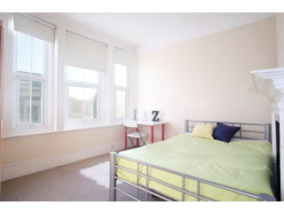 Single with double bed near Acton Town..