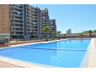 2 BED APARTMENT BY THE BEACH