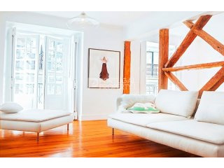 Stunning Pombaline Apartment in Baixa