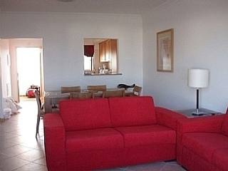 TOP FLOOR 2 BED APARTMENT ON TOURISTIC..