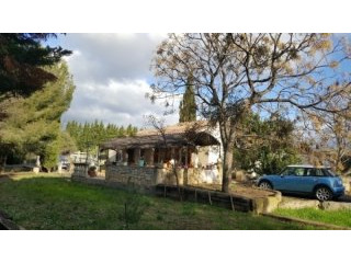 Single Storey Villa And A Gite On 3.028..