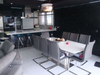 FOR SALE LUXURY GROUND FLOOR 2 BED..