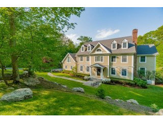 5 bedroom House For Sale: 70 Dann Farm..