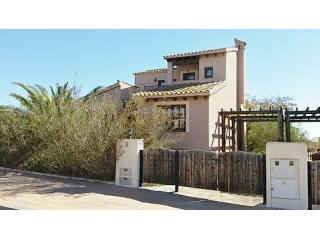BARGAIN- 3 BED 3 BATH DETACHED VILLA