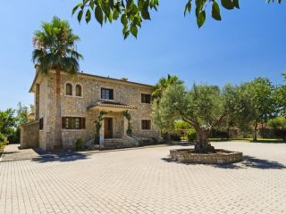 Majorcan Estate In Very Good Condition..