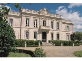8 bedroom Castle For Sale: 16100 COGNAC