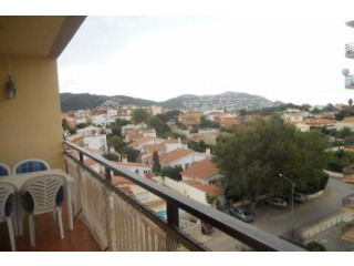 ROSES: Beautiful apartment completely..