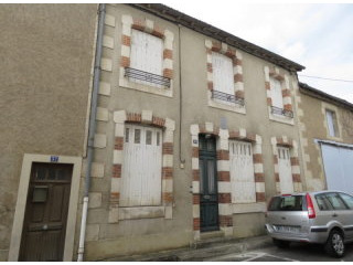 Character house in Montmorillon with..