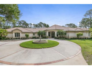 4 bedroom Detached House For Sale: 5465..