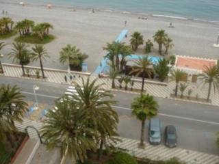 Stunning 2 Bedroom apartment on the..