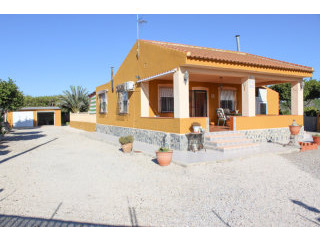 2 Bedrooms - Finca - Alicante - For Sale