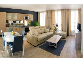 Immeuble De Rapport De 3 Apt Et Local..