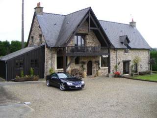 SLD02210 - Under Offer with Cle France