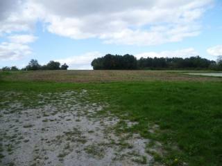 V4328al Building Land Ventouse 3200 m2