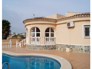 3 Bedrooms - Villa - Alicante - For Sale