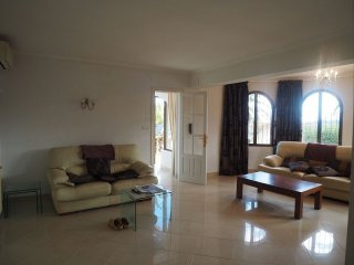 4 Bedrooms - Villa - Alicante - For Sale