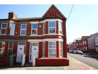 3 bedroom, End Of Terrace House house..