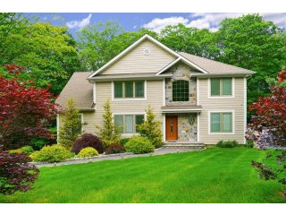 4 bedroom House For Sale: 3172 Poplar..