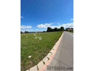 GRAĐEVINSKO / POLJOPRIVREDNO ZEMLJIŠTE GOSPIĆ 18000M2