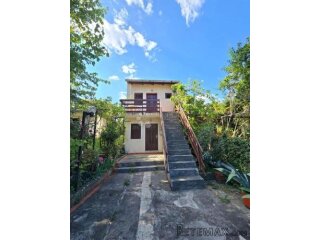 PRILIKA! Kuća-dva manja apartmana-okolica Baške