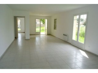 Bungalow Situated Close To The Coast