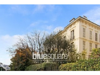 Bourgeois-style 4-bedroom apartment in..