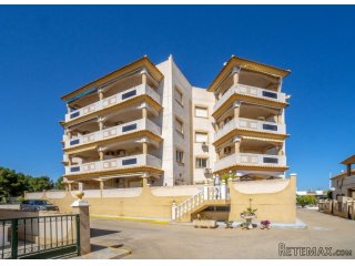 Precioso apartamento con vistas al mar ubicado en un..