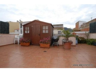 ROSES: Spacious apartment with 2..