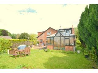 6 bedroom chalet bungalow in Minster On..