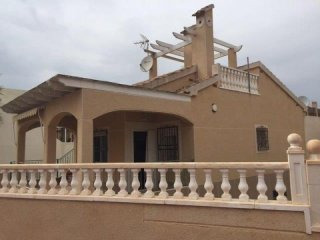 2 Bedrooms - Villa - Alicante - For Sale