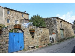 4 Bedrooms - Villa -..