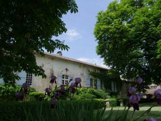 18th Century Manoir With 3 Cottages..