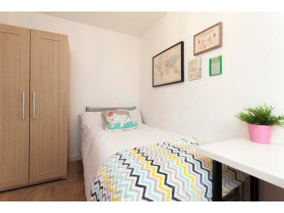 Single with single bed near Westbourne..