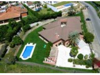 7 Bedrooms - Villa - Malaga - For Sale