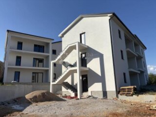 NOVOGRADNJA, APARTMAN U PRIZEMLJU