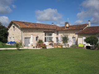 Stunning country home with gîte within..