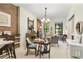 2 bedroom Apartment For Sale: 146 WEST..