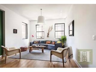 2 bedroom Apartment For Sale: 320 19TH..