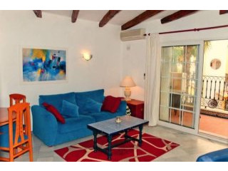 2 Bedroom 1 Bathroom Apartment In..