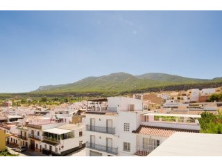 4 Bedroom Penthouse Apartment